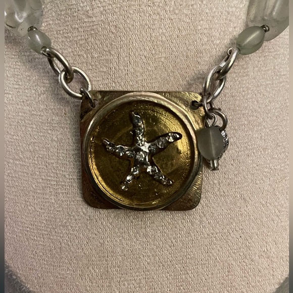 Starfish Pendant Necklace - Picture 4 of 4